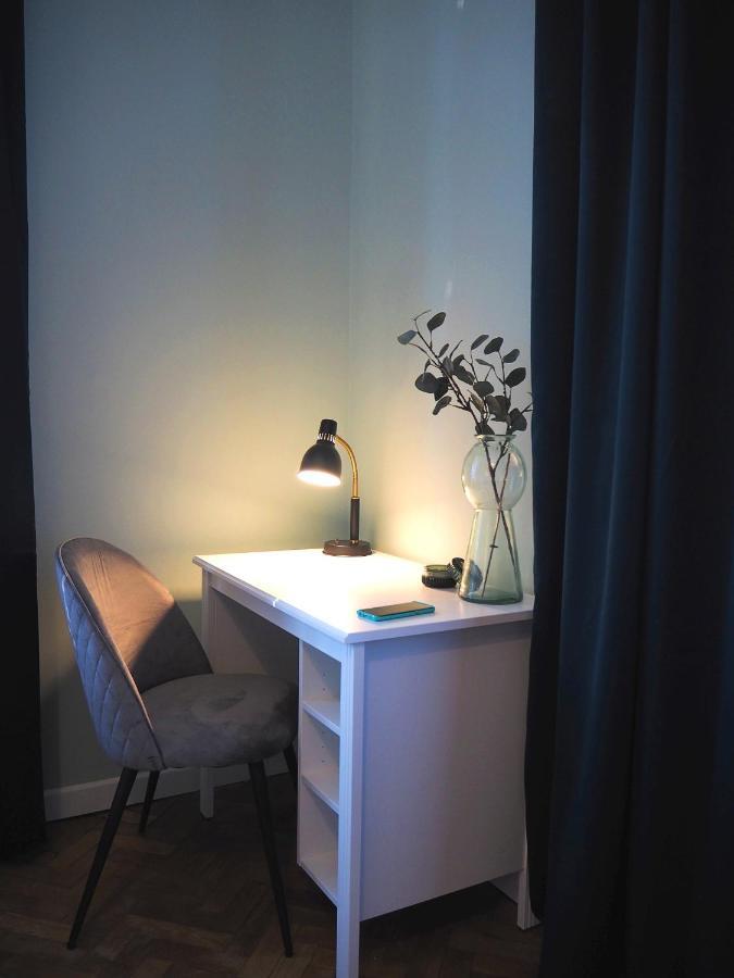 Ferienwohnung Wawelove Kossak Apt 1 Min To Royal Wawel Castle! Free Parking Krakau Exterior foto