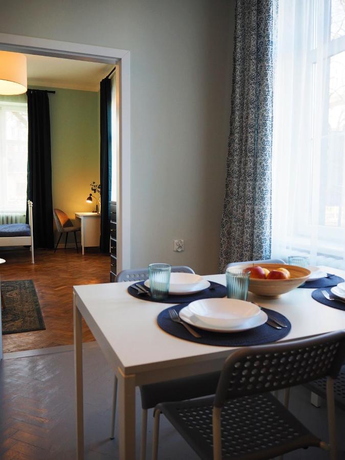 Ferienwohnung Wawelove Kossak Apt 1 Min To Royal Wawel Castle! Free Parking Krakau Exterior foto